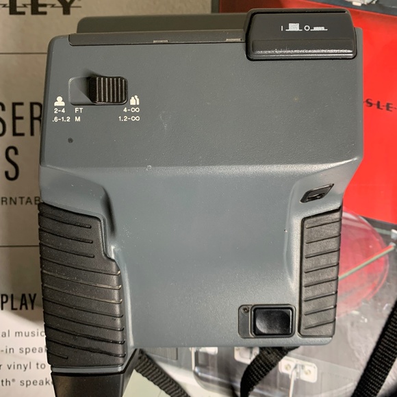 Polaroid Impulse Instant Camera - Picture 4 of 4
